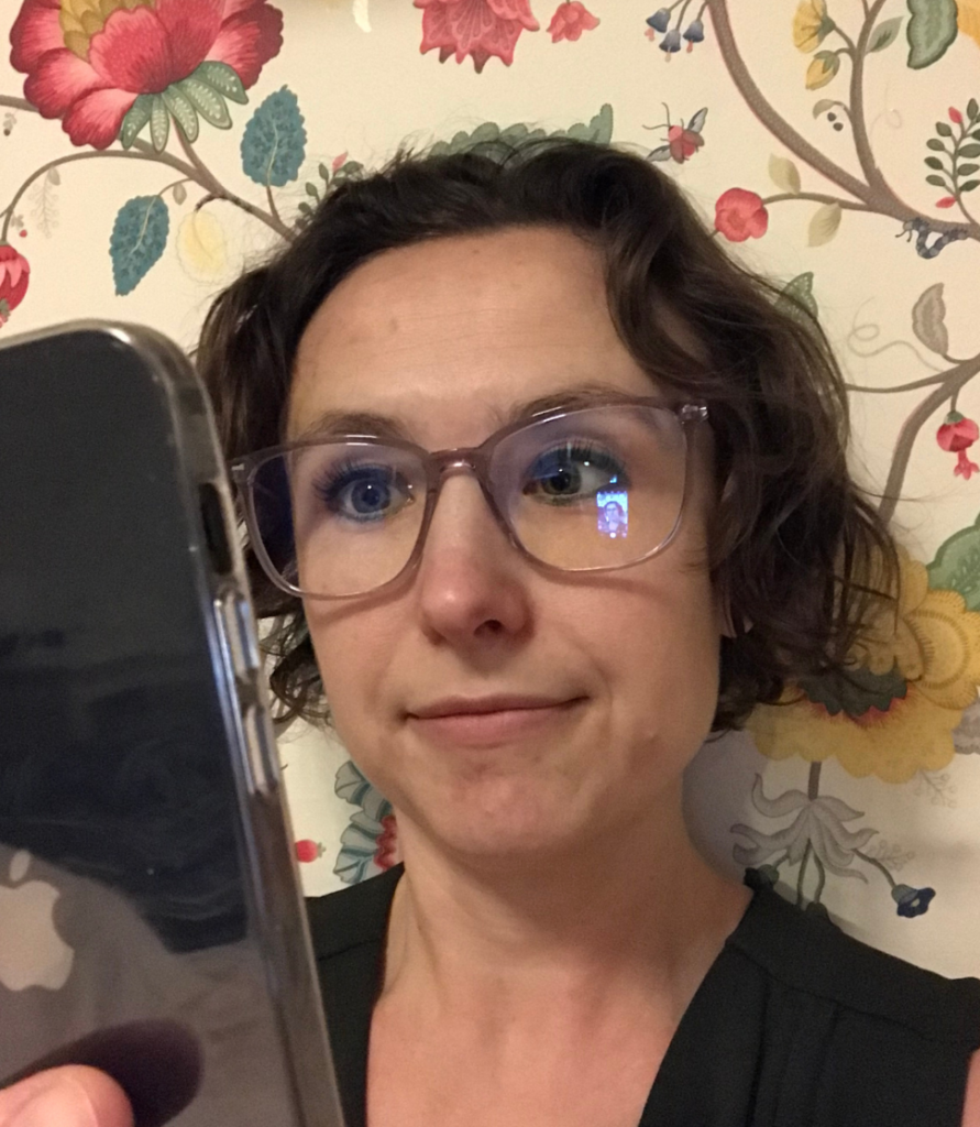 Review Do Blue Light Glasses give you more REM sleep? TechTruster